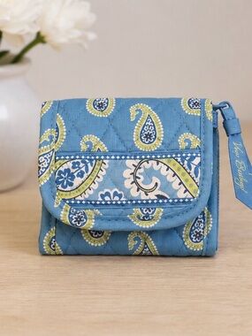 Vera Bradley Iconic Compact Wallet